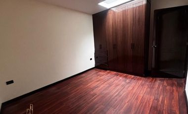 Venta de Casa en Cuenca, Sector Control Sur, Cerca del Colegio Borja