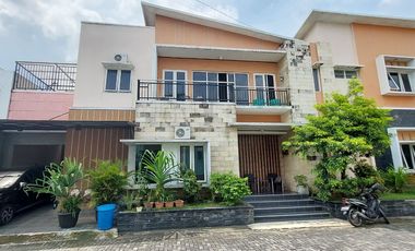 Rumah Cluster Mewah 450m2 Dalam Perum Elite, Baturan, Solo