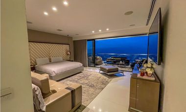 VENDO CASA DE LUJO PALMAS POBLADO