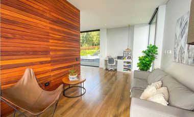 VENDO CASA CAMPESTRE EN PALMAS