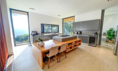 VENDO CASA CAMPESTRE EN PALMAS