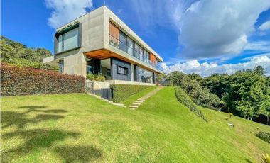 VENDO CASA CAMPESTRE EN PALMAS