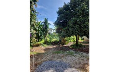 2 Beds Detached House of Land by Public Concrete Road