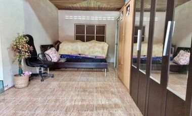 2 Beds Detached House of Land by Public Concrete Road