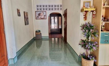 2 Beds Detached House of Land by Public Concrete Road