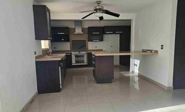 Casa en Renta Cumbres Renacimiento Monterrey N.L.