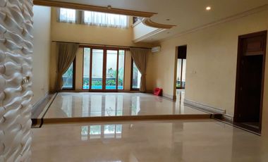 Disewakan Rumah Pondok Indah Luas 780 m2 Kolam Renang Harga Terjangkau 850 Juta/Tahun