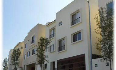 CASA EN VENTA EN BOSQUES DEL CONTRY NUEVO LEON DE RECUPERACION PM