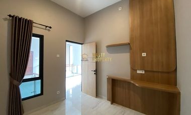 HUNIAN PREMIUM SIAP HUNI 2 LANTAI DI PENGASIH KULON PROGO