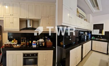 FOR SALE: Bungalow with a developed Attic Level aand Roof Terrace