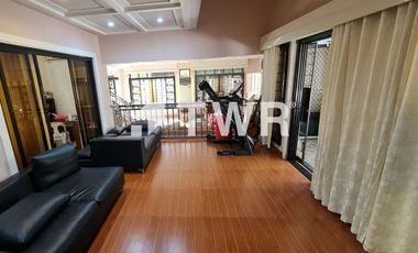 FOR SALE: Bungalow with a developed Attic Level aand Roof Terrace