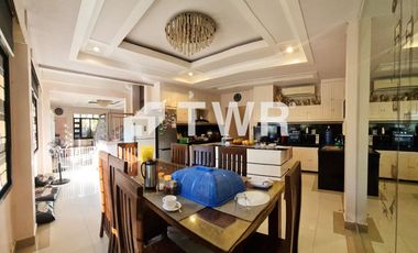 FOR SALE: Bungalow with a developed Attic Level aand Roof Terrace