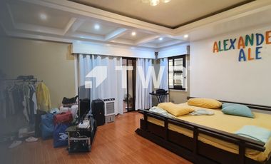 FOR SALE: Bungalow with a developed Attic Level aand Roof Terrace