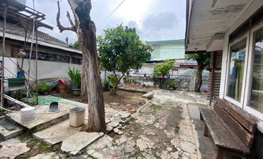 Jual Rumah Tua Hitung Tanah, 261M2, Rp 14juta/M2, Rawamangun, Jual Cepat