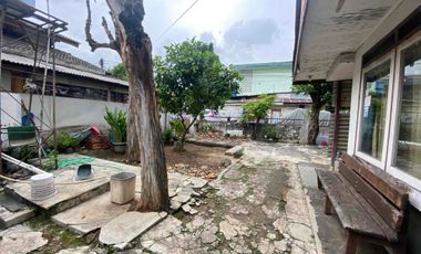 Jual Rumah Tua Hitung Tanah, 261M2, Rp 14juta/M2, Rawamangun, Jual Cepat
