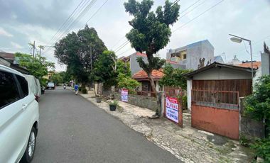 Jual Rumah Tua Hitung Tanah, 261M2, Rp 14juta/M2, Rawamangun, Jual Cepat