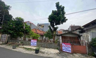Jual Rumah Tua Hitung Tanah, 261M2, Rp 14juta/M2, Rawamangun, Jual Cepat