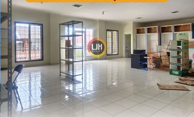 Dijual Rumah LT 217 LB 450, Peterongan, Semarang