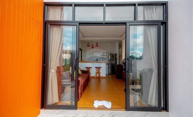 4 bed Pool Villa + A Small House just 1 minute to the Beach