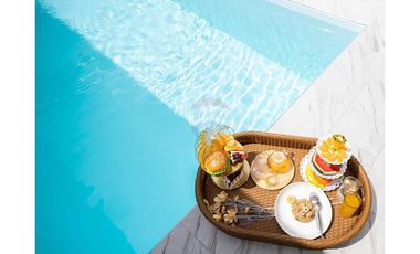 4 bed Pool Villa + A Small House just 1 minute to the Beach