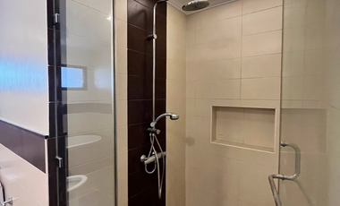 Newly Renovated Townhouse with Attic FOR LEASE in Valle Verde 5, Pasig