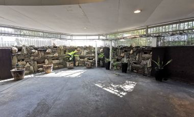 549 sqm Old Bungalow House for Sale in Bel-Air 4 Village near Urdaneta, Forbes Park, Dasmariñas Village