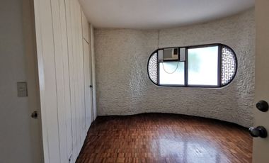 549 sqm Old Bungalow House for Sale in Bel-Air 4 Village near Urdaneta, Forbes Park, Dasmariñas Village