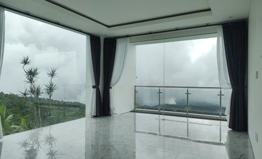 Brand new 5  bedrooms Villa with stunning view in munduk goblek  Oma