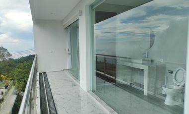 Brand new 5  bedrooms Villa with stunning view in munduk goblek  Oma