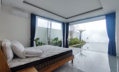 Brand new 5  bedrooms Villa with stunning view in munduk goblek  Oma