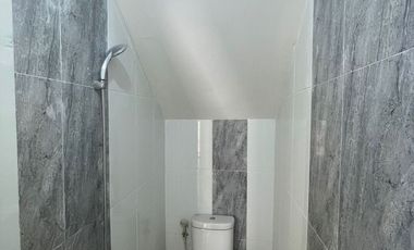 Disewakan rumah di Jln Yayasan 1 Palembang