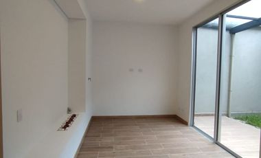 CASA EN LA CEJA