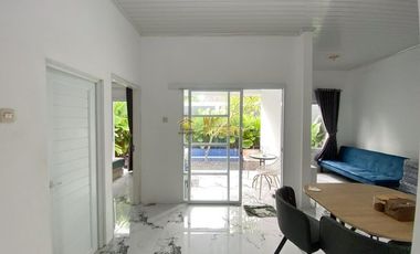 RUMAH SIAP HUNI PRIVATE POOL FURNISH DEKAT BANDARA ADI SUCIPTO