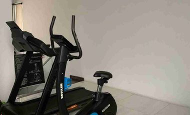 Dijual rumah siap huni murah 5,6M di Tebet LT 197 LB 280 garasi carport 3mobil dkt jl raya