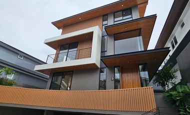 BRAND NEW HOUSE FOR SALE IN MCKINLEY HILL VILLAGE, FORT TAGUIG near BGC Makati BelAir San Lorenzo Urdaneta
