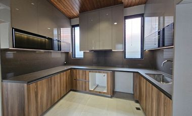 BRAND NEW HOUSE FOR SALE IN MCKINLEY HILL VILLAGE, FORT TAGUIG near BGC Makati BelAir San Lorenzo Urdaneta