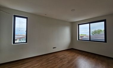 BRAND NEW HOUSE FOR SALE IN MCKINLEY HILL VILLAGE, FORT TAGUIG near BGC Makati BelAir San Lorenzo Urdaneta
