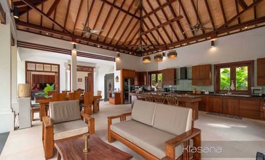 Unique Balinese Style Ao Nang Villa Residence