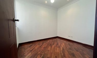 VENTA DEPARTAMENTO DE OPORTUNIDAD EN LA AV. COLÓN Y AV. AMÉRICA