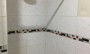 SE ALQUILA MINI DPTO EN 1ER PISO, UBICADO EN LA URB. EL PARMAR SURCO