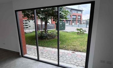 Se vende Local Comercial en Almax Center [Km 14.5 Vía a Sambo ]