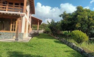 Rento hermosa Cotacachi 1000 m2