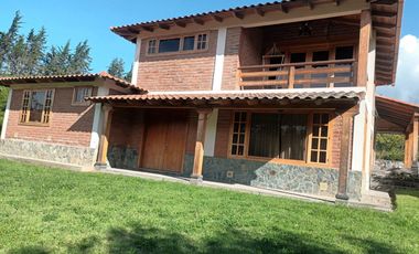 Rento hermosa Cotacachi 1000 m2