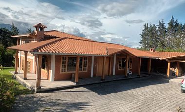 Rento hermosa Cotacachi 1000 m2