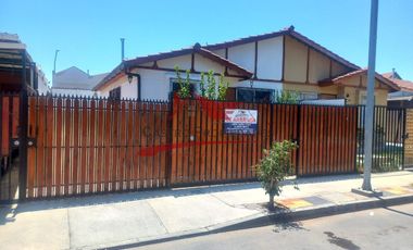 Se Arrienda Hermosa Casa 3 Dormitorios y 1 Baño, Conjunto Habitacional Las Casas de Padre Hurtado Poniente VII, Comuna de Padre Hurtado.