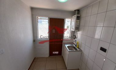 Se Arrienda Hermosa Casa 3 Dormitorios y 1 Baño, Conjunto Habitacional Las Casas de Padre Hurtado Poniente VII, Comuna de Padre Hurtado.