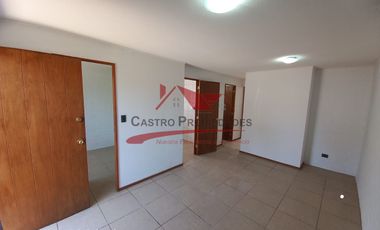Se Arrienda Hermosa Casa 3 Dormitorios y 1 Baño, Conjunto Habitacional Las Casas de Padre Hurtado Poniente VII, Comuna de Padre Hurtado.