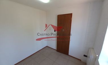 Se Arrienda Hermosa Casa 3 Dormitorios y 1 Baño, Conjunto Habitacional Las Casas de Padre Hurtado Poniente VII, Comuna de Padre Hurtado.