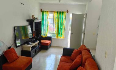 Casa en condominio con alberca y vigilancia