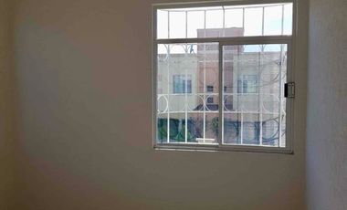 Casa en condominio con alberca y vigilancia